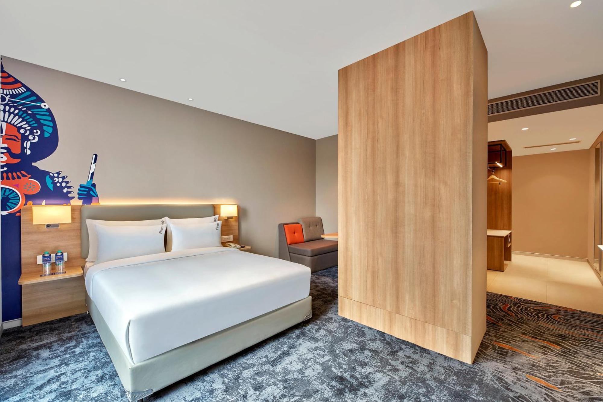 Holiday Inn Express Bengaluru Bommasandra By Ihg Kammasandra Eksteriør billede